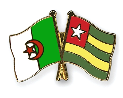 Fahnen Pins Algerien Togo