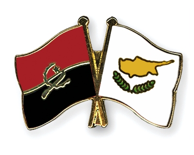 Fahnen Pins Angola Zypern