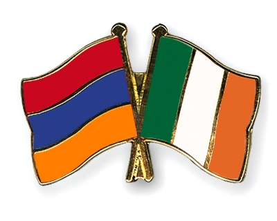 Fahnen Pins Armenien Irland