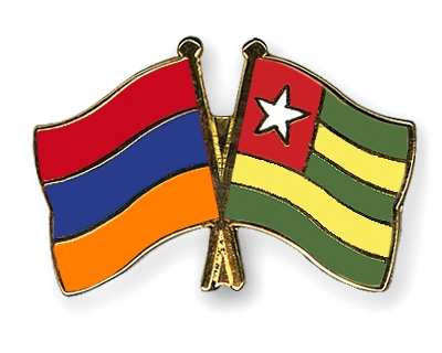 Fahnen Pins Armenien Togo