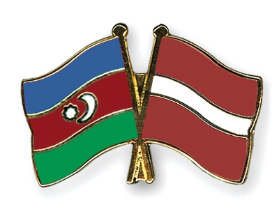 Fahnen Pins Aserbaidschan Lettland