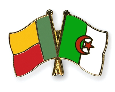 Fahnen Pins Benin Algerien