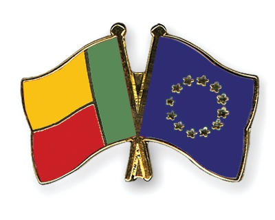 Fahnen Pins Benin Europa