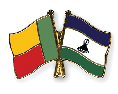 Fahnen Pins Benin Lesotho