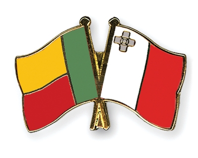 Fahnen Pins Benin Malta