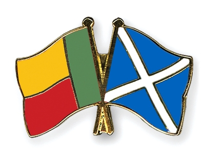 Fahnen Pins Benin Schottland