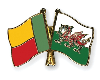 Fahnen Pins Benin Wales