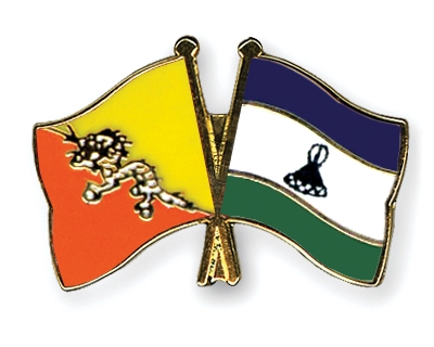 Fahnen Pins Bhutan Lesotho