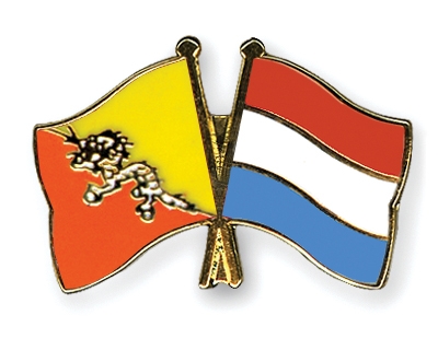 Fahnen Pins Bhutan Luxemburg