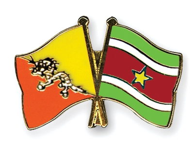 Fahnen Pins Bhutan Surinam