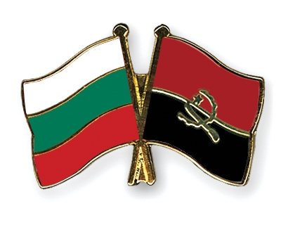 Fahnen Pins Bulgarien Angola