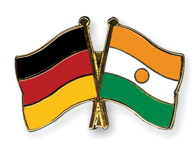 Fahnen Pins Deutschland Niger