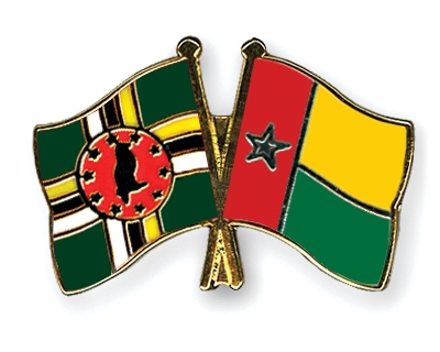 Fahnen Pins Dominica Guinea-Bissau