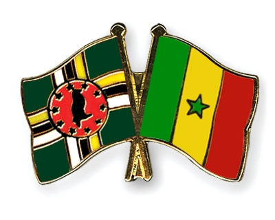 Fahnen Pins Dominica Senegal