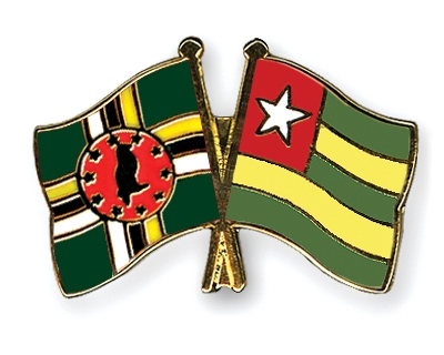 Fahnen Pins Dominica Togo