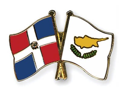 Fahnen Pins Dominikanische-Republik Zypern