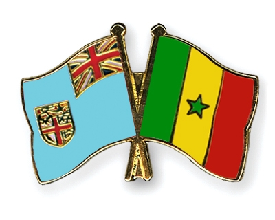 Fahnen Pins Fidschi Senegal