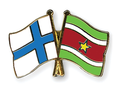 Fahnen Pins Finnland Surinam