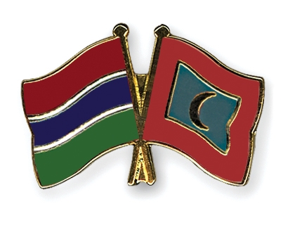 Fahnen Pins Gambia Malediven