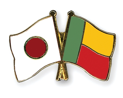 Fahnen Pins Japan Benin