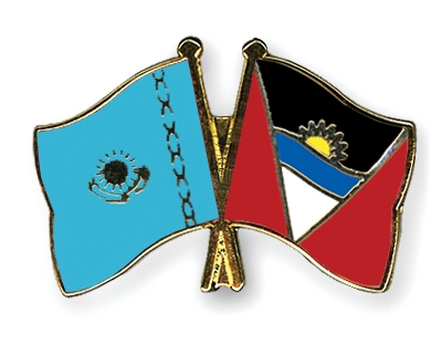 Fahnen Pins Kasachstan Antigua-und-Barbuda