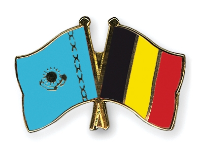 Fahnen Pins Kasachstan Belgien