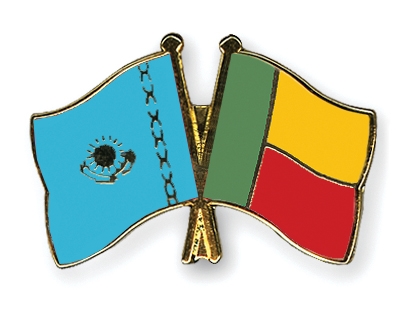 Fahnen Pins Kasachstan Benin