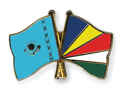 Fahnen Pins Kasachstan Seychellen