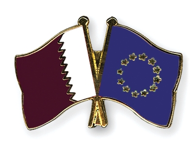 Fahnen Pins Katar Europa