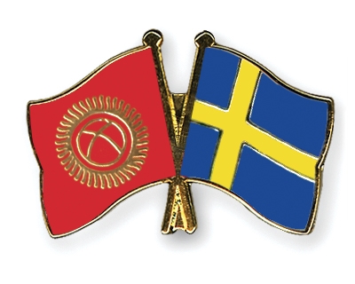 Fahnen Pins Kirgisistan Schweden