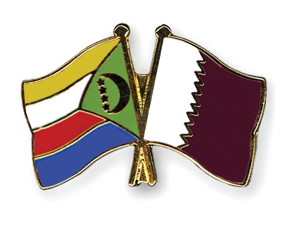 Fahnen Pins Komoren Katar