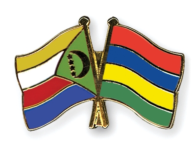 Fahnen Pins Komoren Mauritius