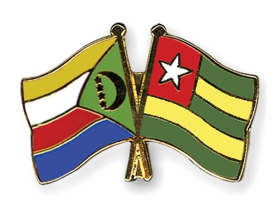 Fahnen Pins Komoren Togo