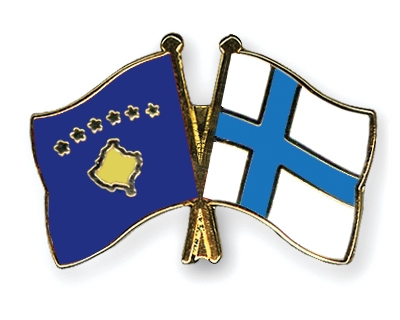 Fahnen Pins Kosovo Finnland