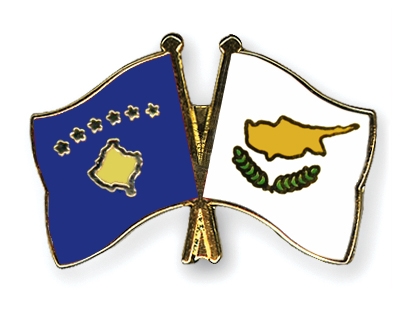 Fahnen Pins Kosovo Zypern