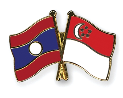 Fahnen Pins Laos Singapur