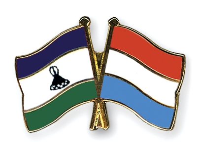 Fahnen Pins Lesotho Luxemburg