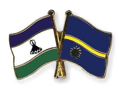Fahnen Pins Lesotho Nauru