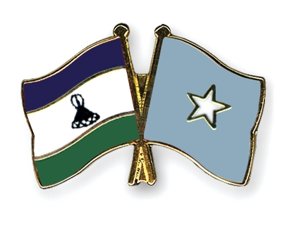 Fahnen Pins Lesotho Somalia