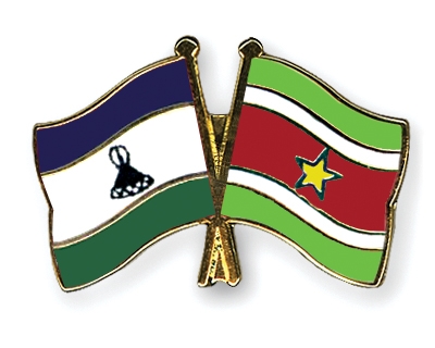 Fahnen Pins Lesotho Surinam