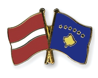 Fahnen Pins Lettland Kosovo