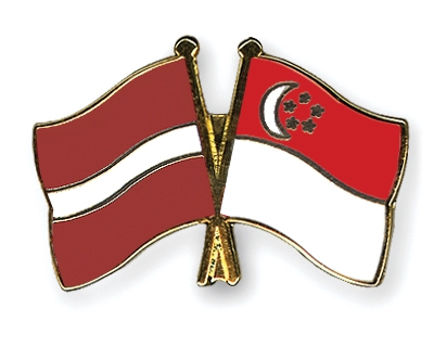 Fahnen Pins Lettland Singapur