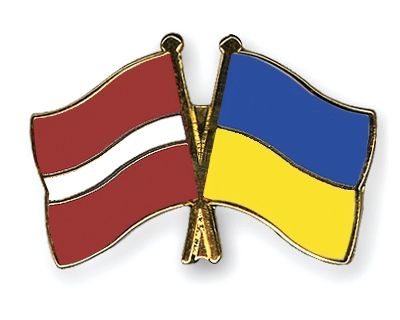 Fahnen Pins Lettland Ukraine