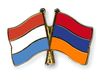 Fahnen Pins Luxemburg Armenien