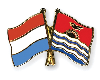 Fahnen Pins Luxemburg Kiribati