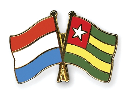 Fahnen Pins Luxemburg Togo