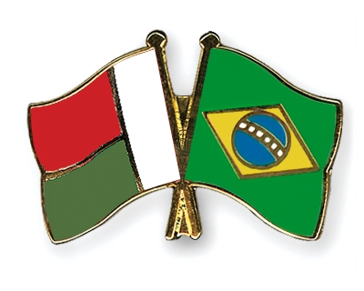 Fahnen Pins Madagaskar Brasilien