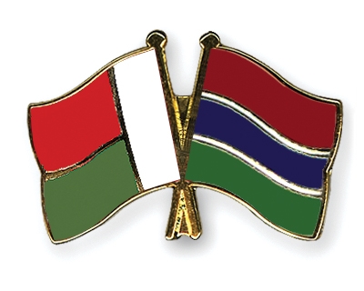 Fahnen Pins Madagaskar Gambia