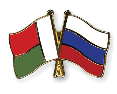 Fahnen Pins Madagaskar Russland