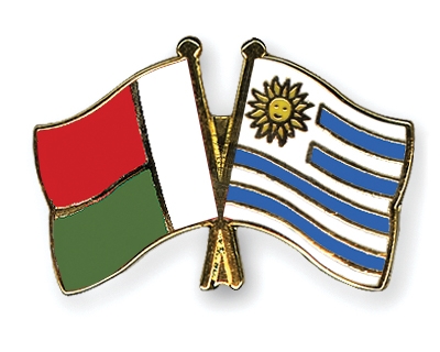 Fahnen Pins Madagaskar Uruguay